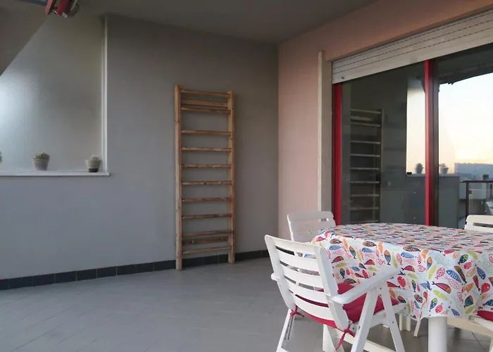 Terrazzavistamare, Piscina, Campodatennis *