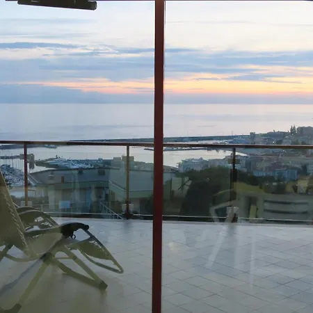 Apartment Terrazzavistamare, Piscina, Campodatennis Sanremo